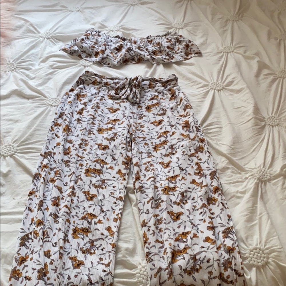 Ivy + Main two piece set